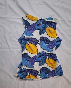 Tropical Leaf Print Sleeveless Top