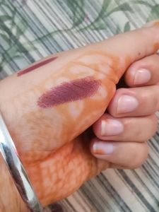 Coffee Brown Lipistick
