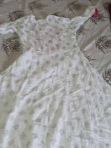 Elegant White &amp; Pink Anarkali