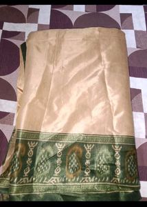 Elegant Beige &amp; Green Saree