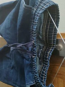 Comfortable Dark Wash Jogger Jeans