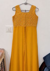 Elegant Yellow Ethnic Gown