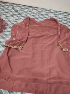 Embellished Kurta with Intricate Gold Work
