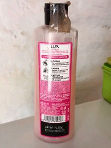 Lux Soft Rose Body Wash 🩷🌷