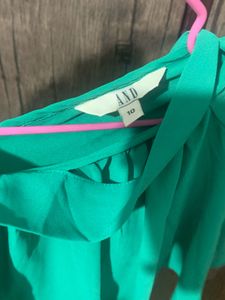 Green Cape Top