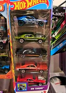 less mrp buy fast selling Hot Wheels 5 Car Se