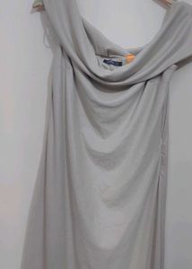 Silver Elegant Off-Shoulder Maxi Dress 36 Bust