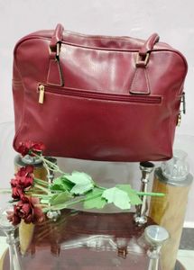 Chic Red Leather Handbag