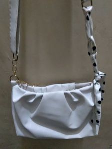 ✨ Elegant White Shoulder Bag ✨