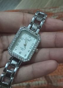 Ladies Hand Watch