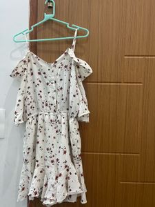 Short floral jumpsuit