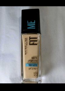 Maybelline Fit Me Foundation - Matte + Poreless