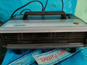 Usha Heat Convector 423 N 2000-Watt Room Heater