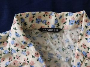 Cute Floral Print Cropped Shirt