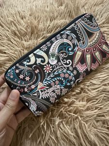 Stylish Paisley Print Clutch Wallet