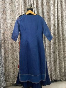 Elegant Blue Striped Kurta Set
