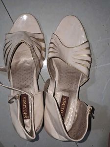 Elegant Cream Wedge Heels with Gold Accents