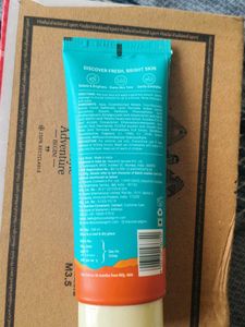 Pilgrim Vitamin C Brightening Face Wash