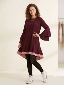 Chic Burgundy Bell Sleeve Dress