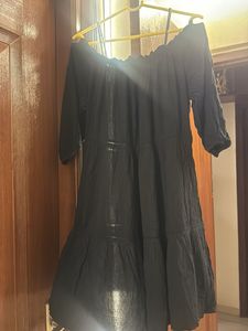 promod Black Off-Shoulder Tiered short Dress