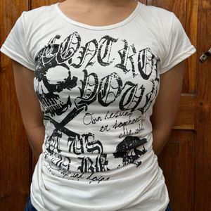 Graphic Print T-Shirt with Skulls