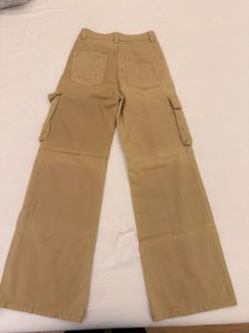 BEIGE CARGO PANTS