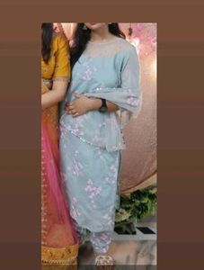 Elegant Embroidered Kurta