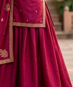 Elegant Maroon Embroidered skirt