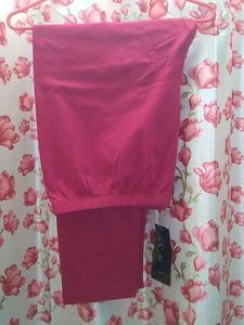 Comfortable Pink leggings.XL.