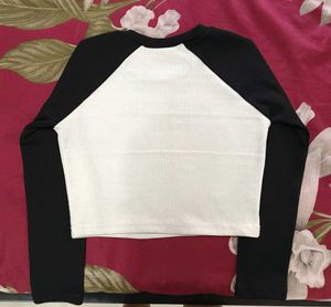 Stylish Raglan Sleeve Top