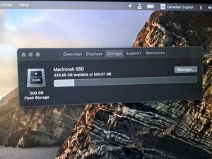 Apple MacBook Pro Laptop