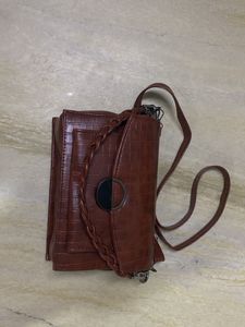 Chic Brown Croc Embossed Handbag