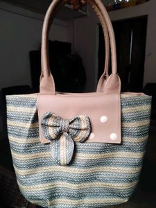 Stylish Striped Tote Bag with Bow Accent❤️