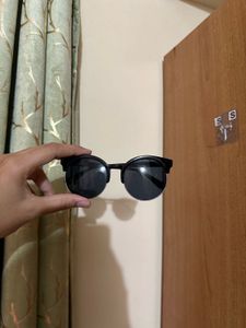 Bundle of 4 Sunglasses