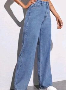 Stylish Grey Wide-Leg Jeans