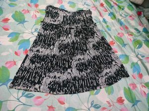 Chic Strapless Print Tunic Top