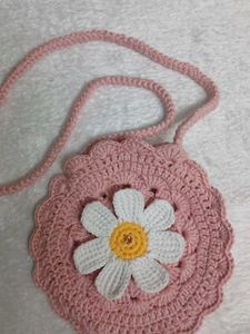 Crochet Daisy Circle Bag