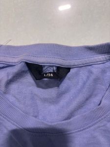 Strong Graphic Long Sleeve loose crop top