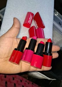 Kiss Beauty Lipstick Bundle of 4