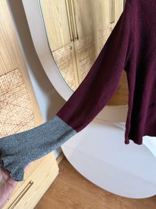 Burgundy Knit Pullover Sweater