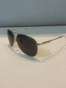 Stylish Aviator Sunglasses