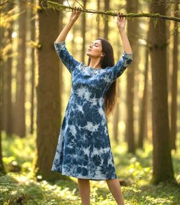 Tie-Dye Embroidered Denim Dress 👗