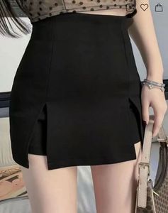 Chic Black Mini Skorts with Slits
