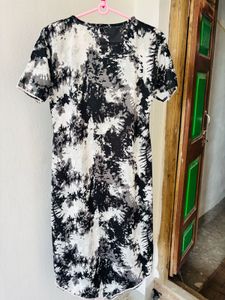 Stylish Tie-Dye Mini Dress