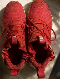 Puma Enzo Stylish Red Sneakers