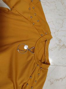 🚨 URGENT SALE — ORDER ASAP 🚨Mustard Top