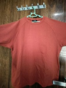 Guess Rust Colored Crewneck