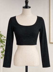 Basic Black Long Sleeve Crop Top