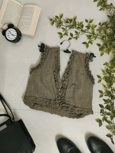 Ruffled V-Neck crop top