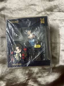 Bts jungkook tiny tan figurine - official